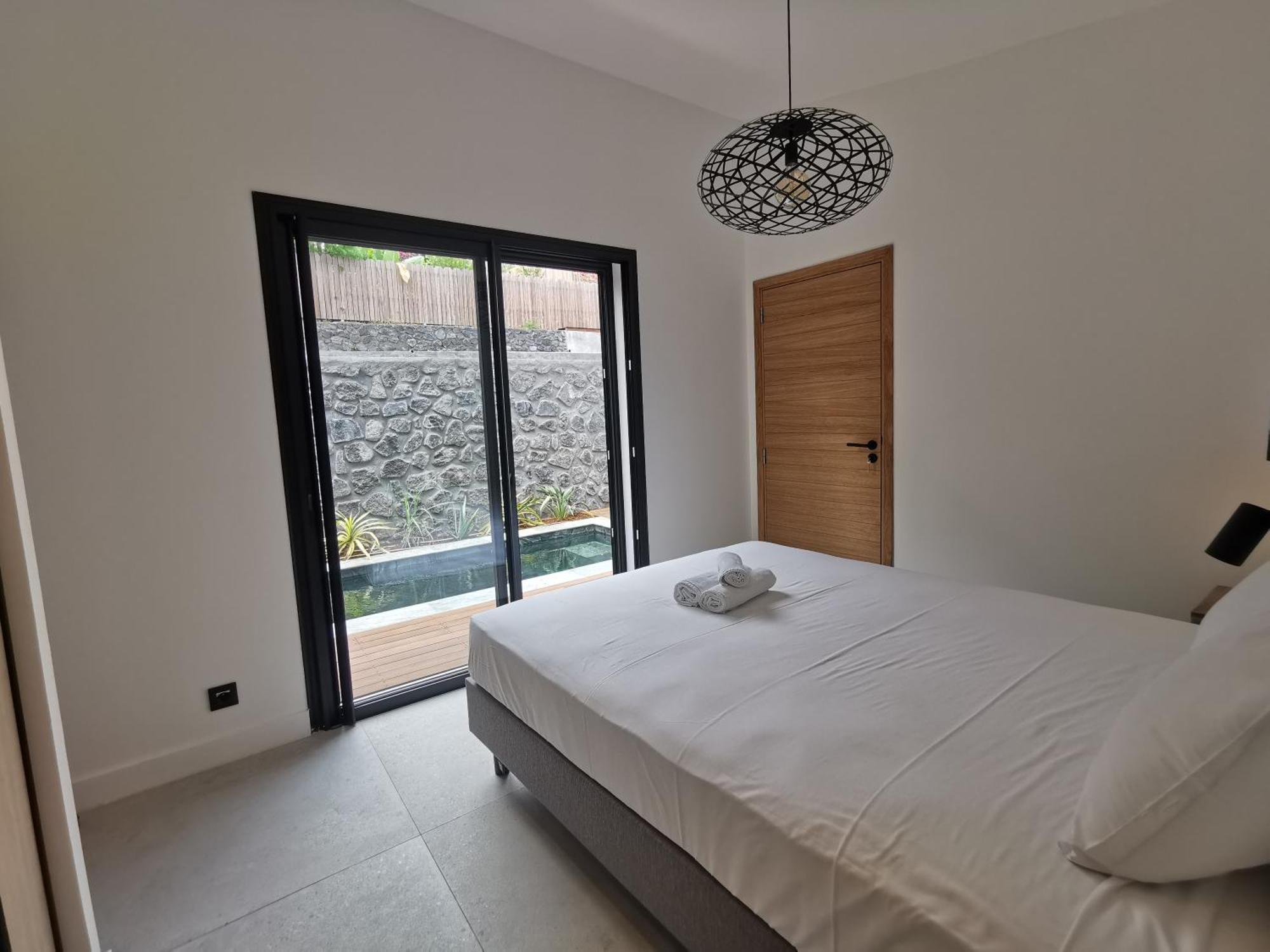 Summer Cosy - Villa Classee 4 Etoiles - 2 Suites Avec Piscine Chauffee Et Jacuzzi Integre Idealement Situee Chemin Summer 圣吉尔莱班 外观 照片